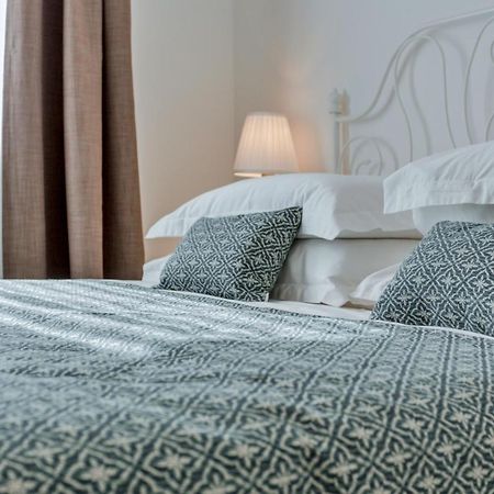 Apartments Ivica Оміш Екстер'єр фото