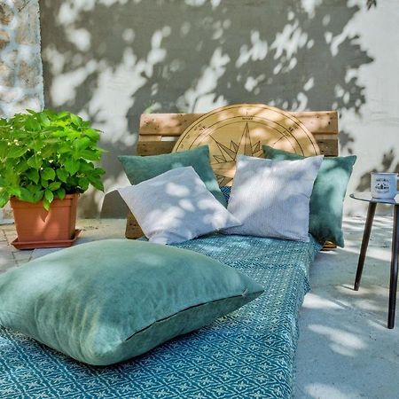 Apartments Ivica Оміш Екстер'єр фото